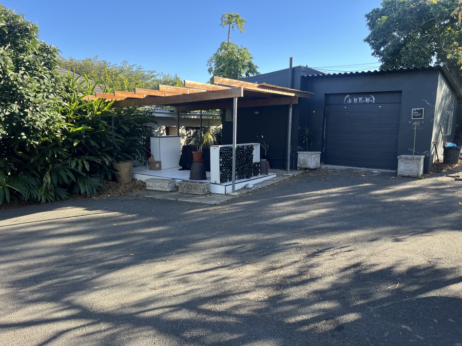 Commercial Property for Sale in Vincent Eastern Cape